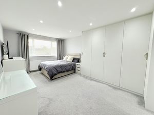 Photo 5- click for photo gallery